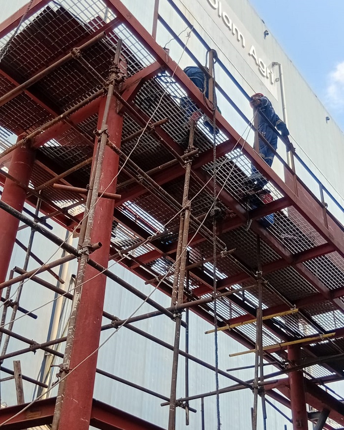 BEGINNING OF CONSTRUCTION OF SCUM TANK 700x875