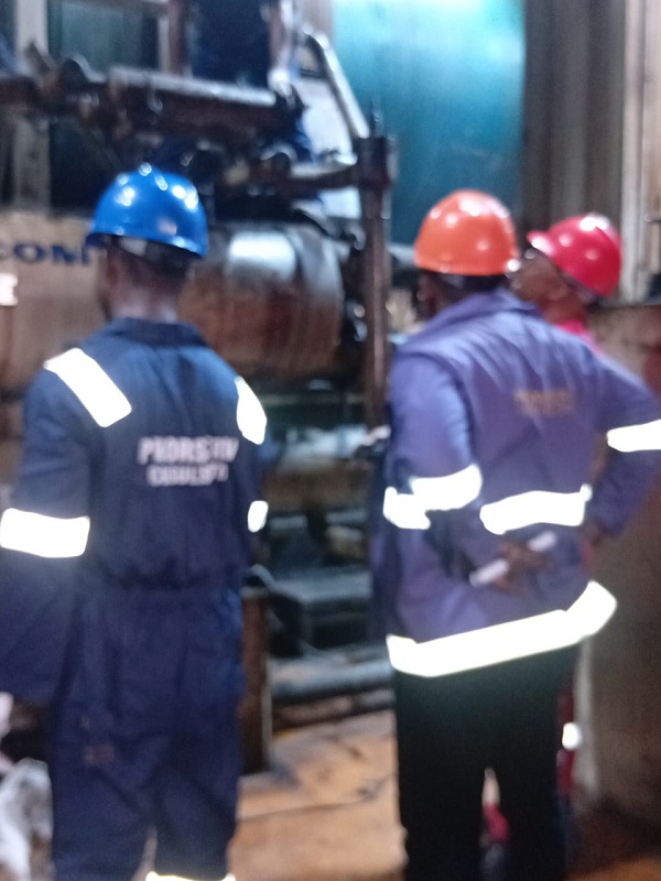 Men at site7 600x800