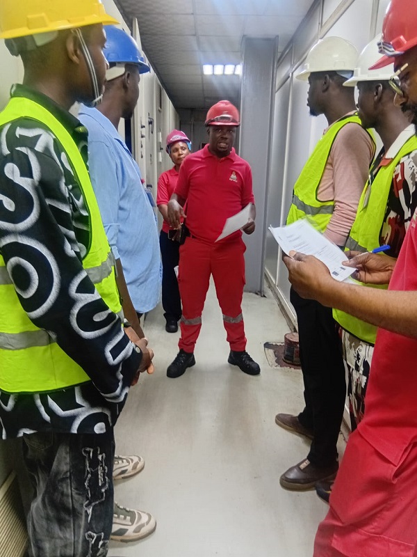 safety talk at site 600X800